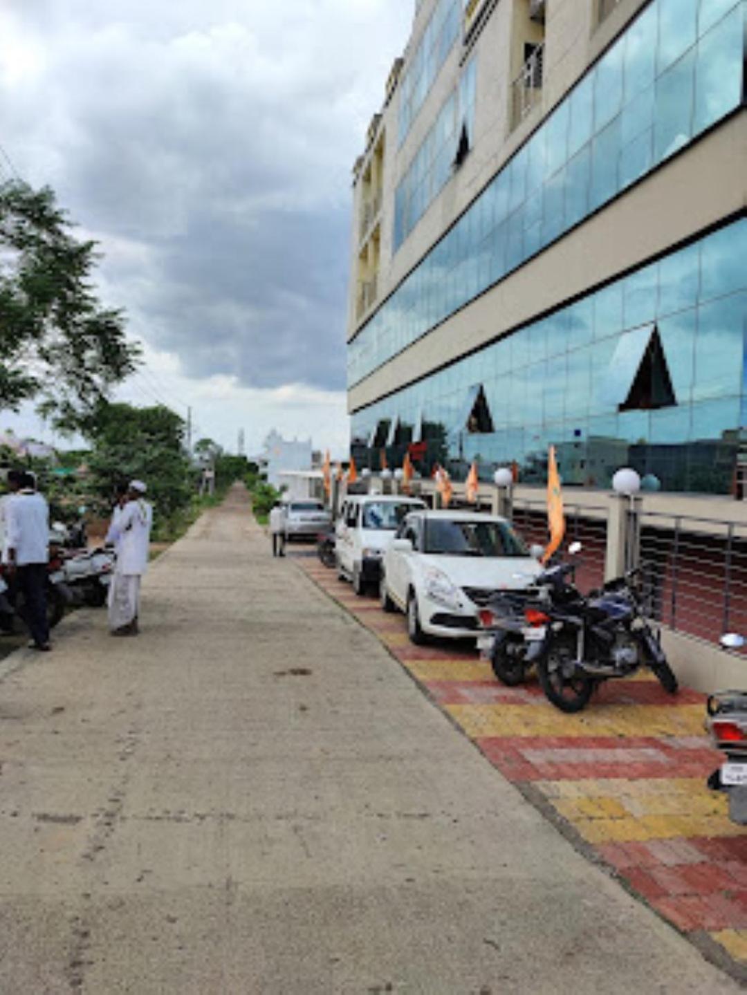 Hotel Hariram Tower Wardha 외부 사진